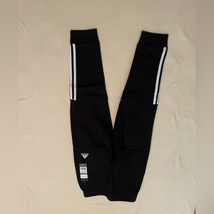 Adidas boys pants brand new size medium with tags